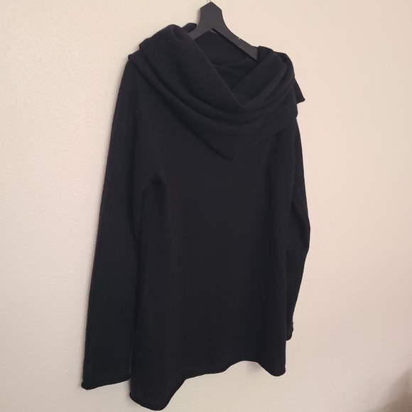 Aqua 100% Cashmere Black Cowl Neck Sweater LARGE Quiet Luxury Old Money Timeless - Picture 2 of 8